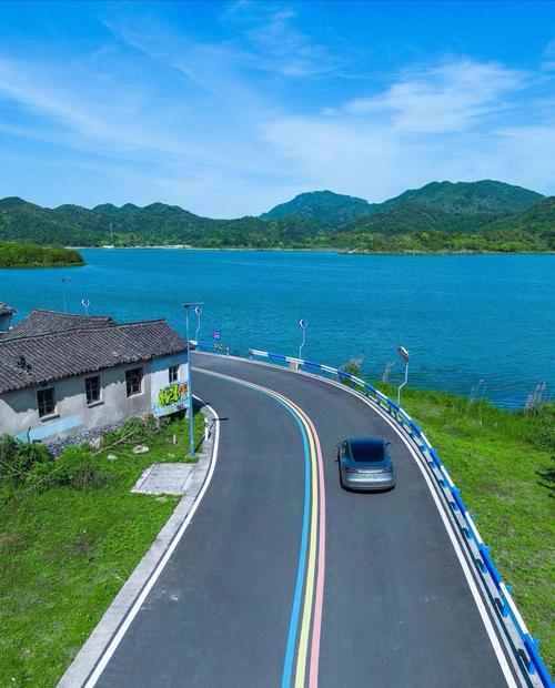 开车心情不好发朋友圈的句子,自驾车旅游心情 开车心情不好发朋友圈的句子,自驾车旅游心情