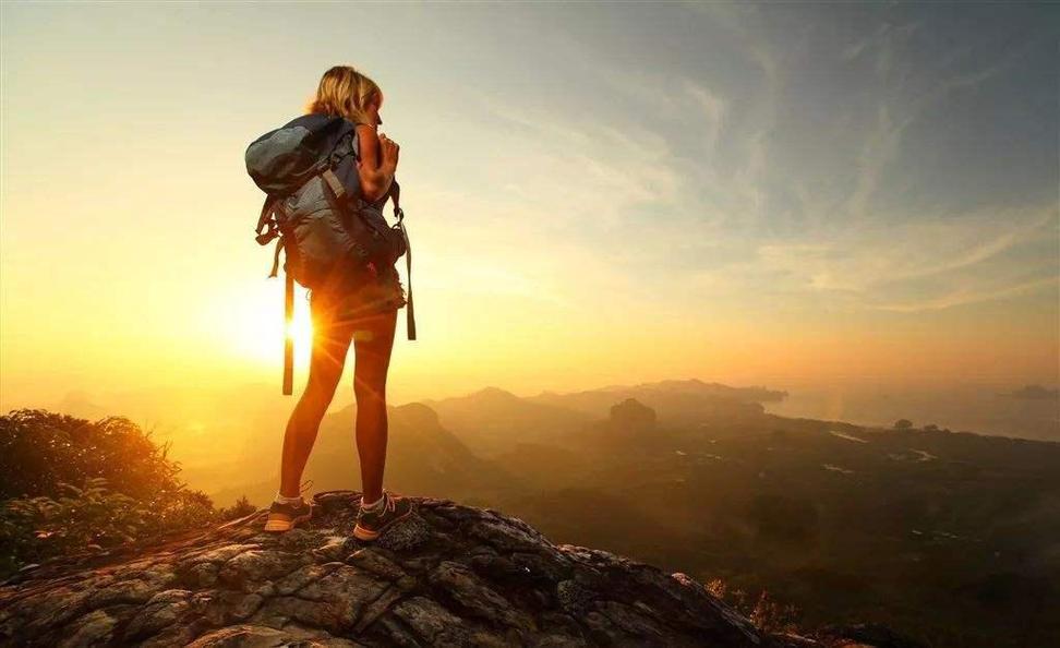 旅游发朋友圈文案,风尘仆仆,终有归期 旅游发朋友圈文案,风尘仆仆,终有归期